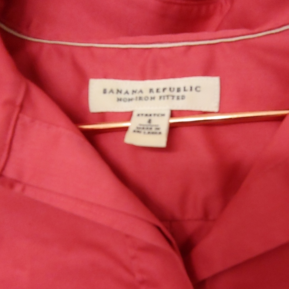 Banana Republic Coral Button Down - Picture 3 of 3
